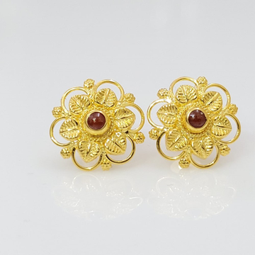 Yellow Gold Classy Earrings by 