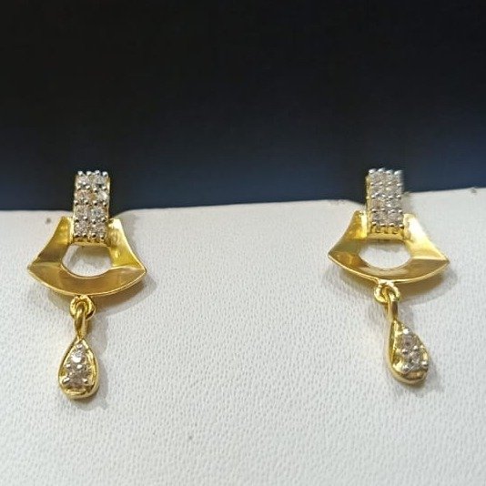 18CT Gold Traditional Design Earring Hallmark For Women 