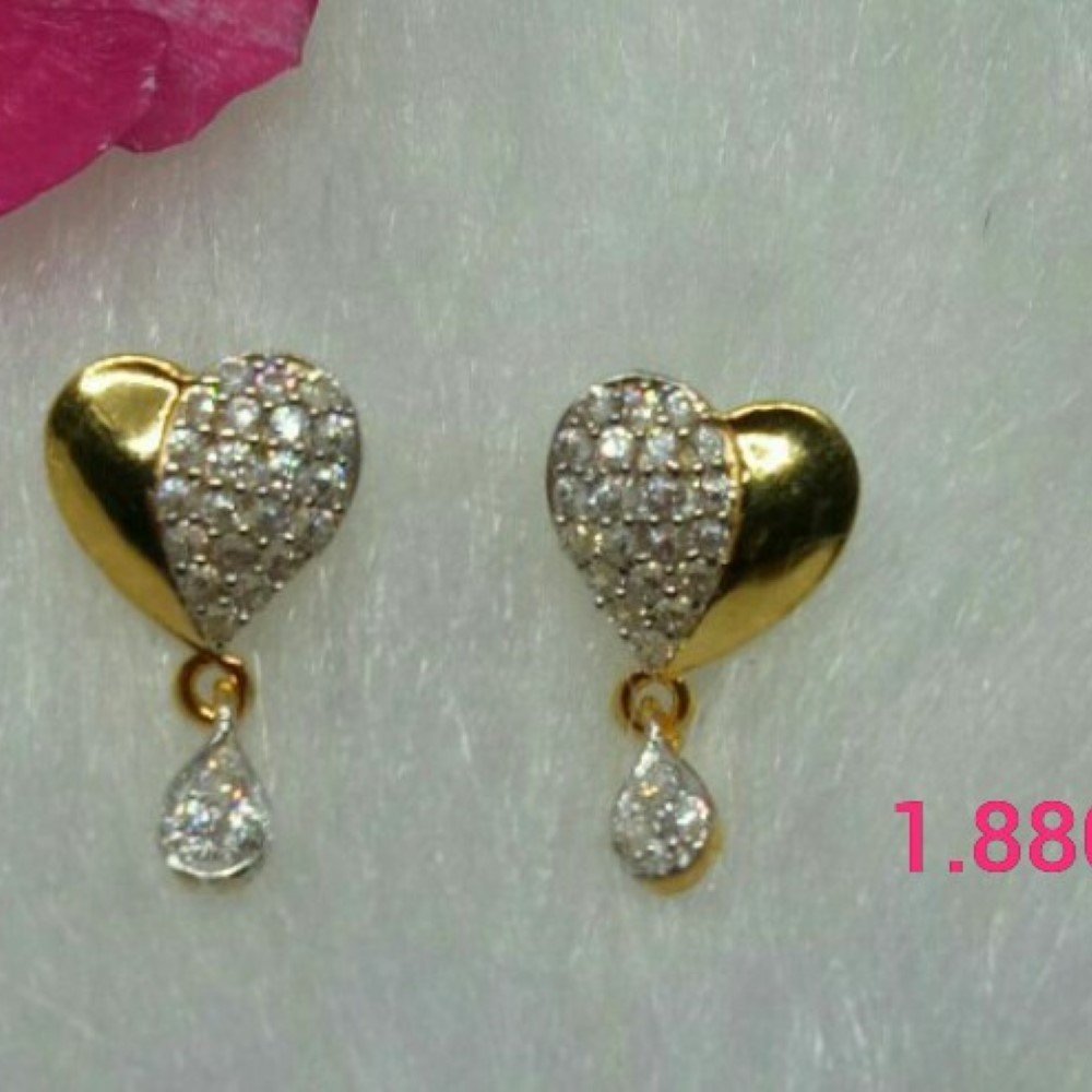 Gold Classic Design Earrings